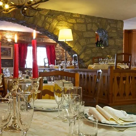 Dolonne Hotell Courmayeur