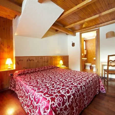 Dolonne Hotell Courmayeur