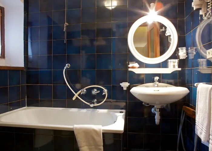 Отель Dolonne 3*