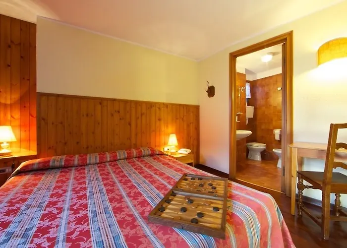 Отель Dolonne 3*