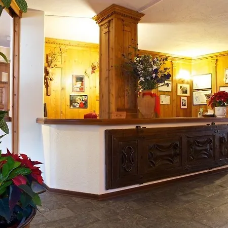 Dolonne Hotel 3*